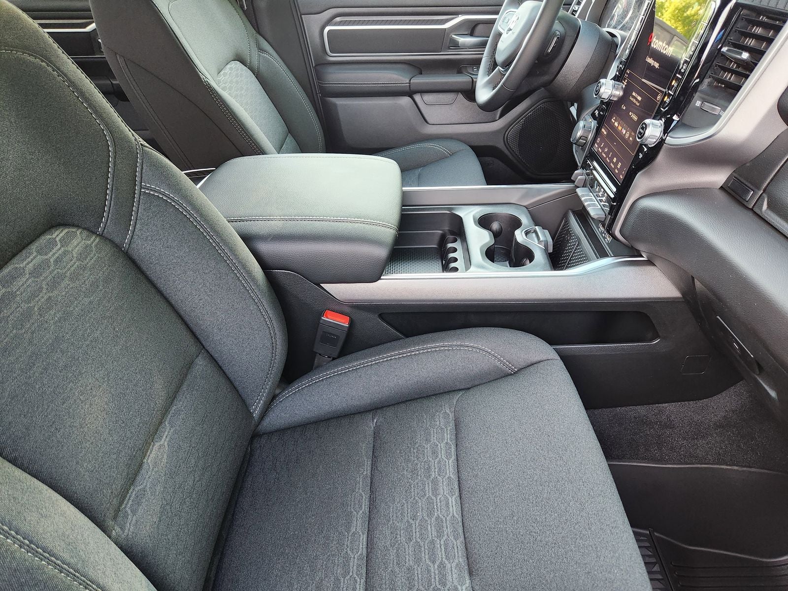 2026 RAM Ram 1500 RAM 1500 LONE STAR CREW CAB 4X4 5'7' BOX