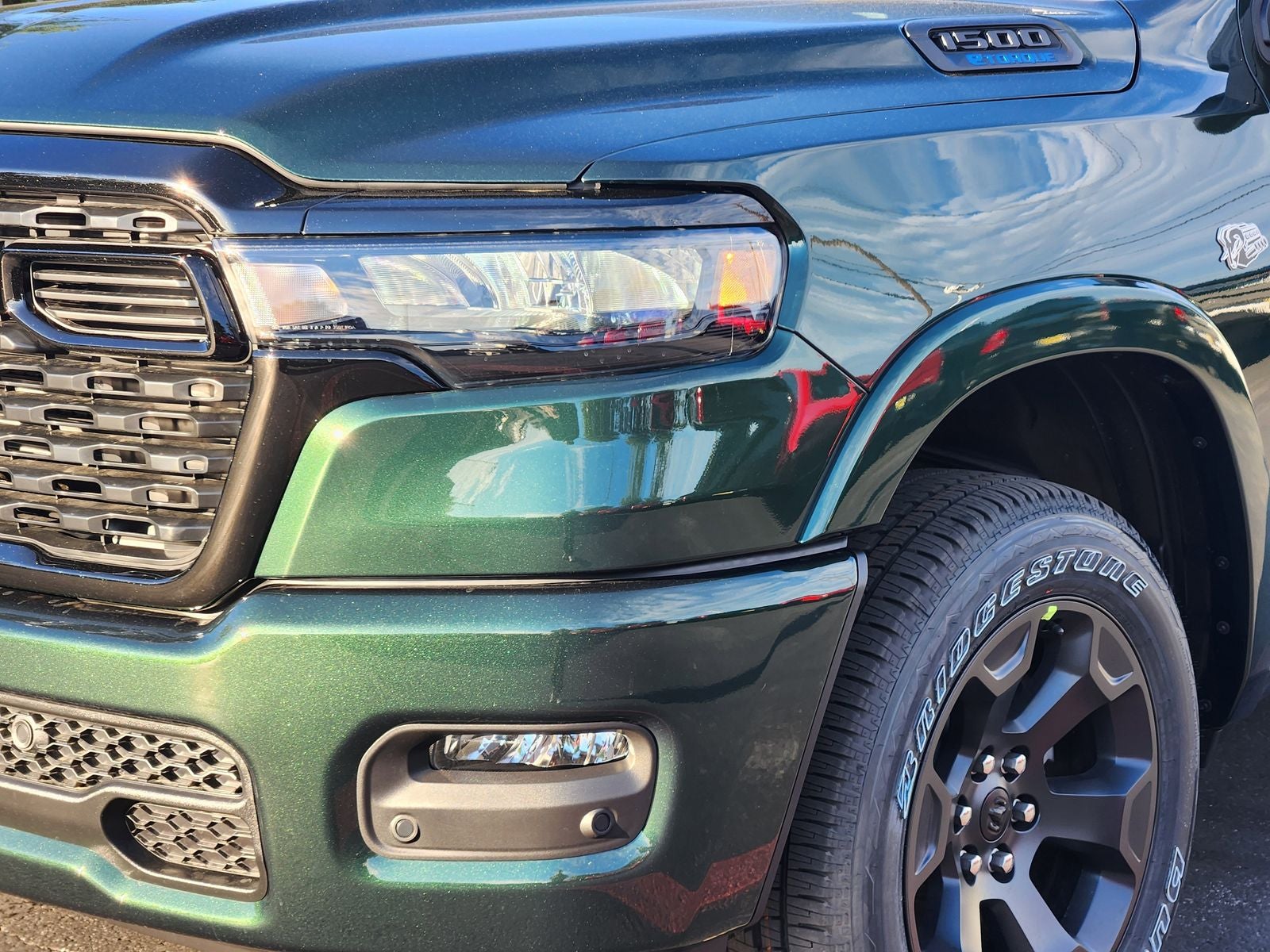 2026 RAM Ram 1500 RAM 1500 LONE STAR CREW CAB 4X4 5'7' BOX