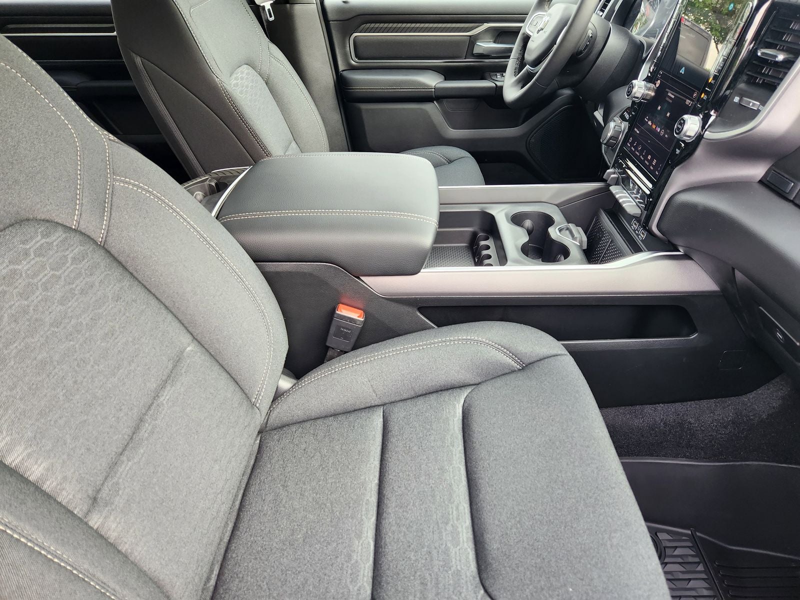 2026 RAM Ram 1500 RAM 1500 LONE STAR CREW CAB 4X4 5'7' BOX