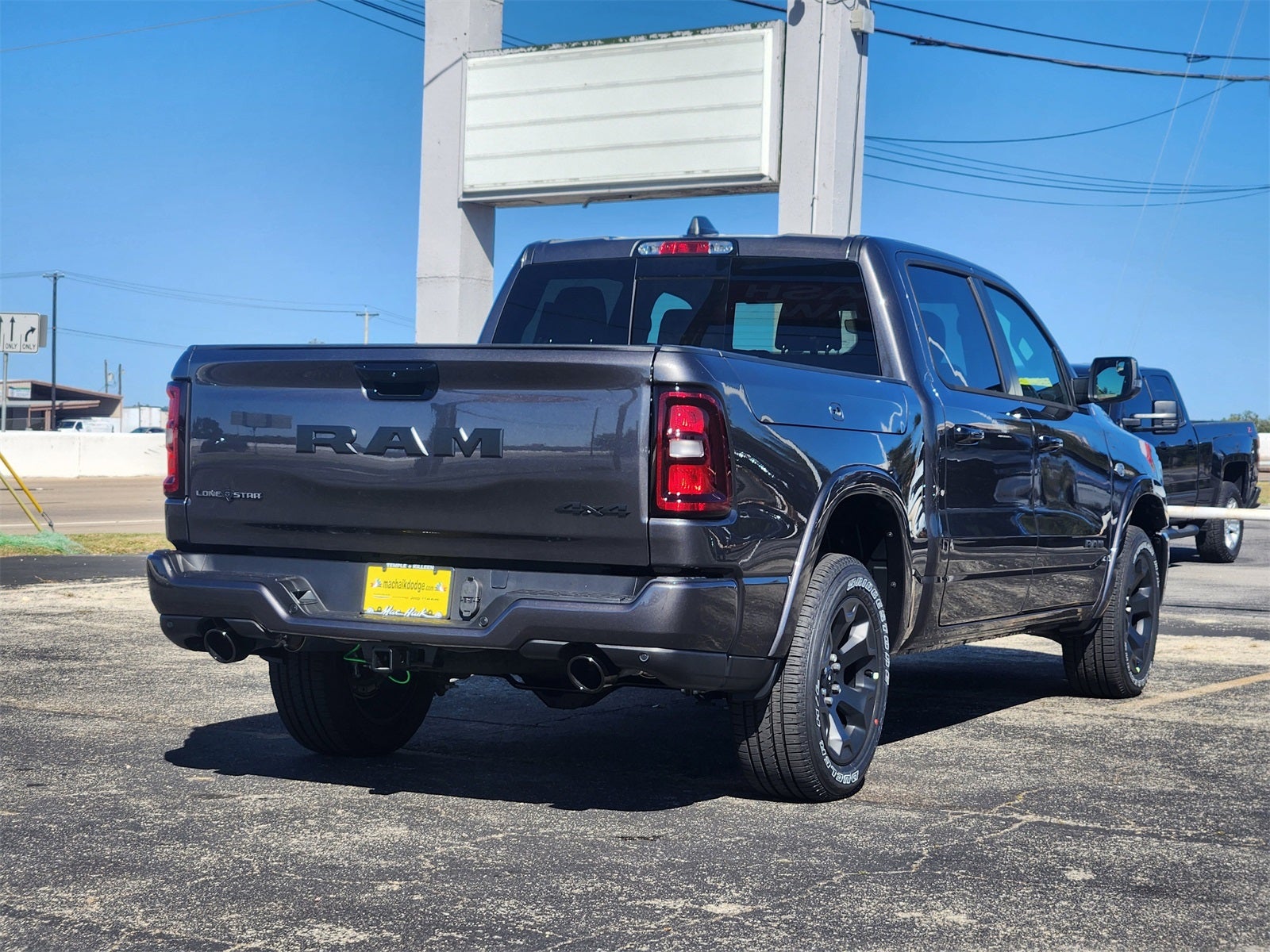 2026 RAM Ram 1500 RAM 1500 LONE STAR CREW CAB 4X4 5'7' BOX