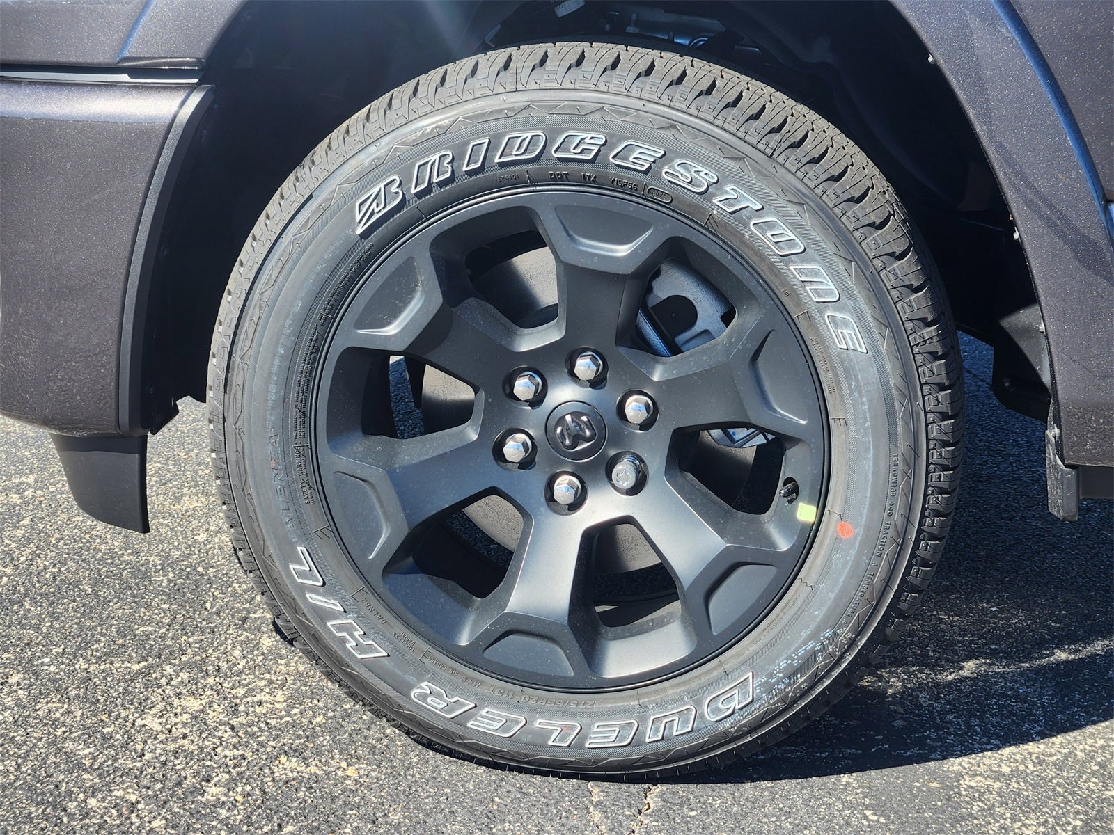 2026 RAM Ram 1500 RAM 1500 LONE STAR CREW CAB 4X4 5'7' BOX