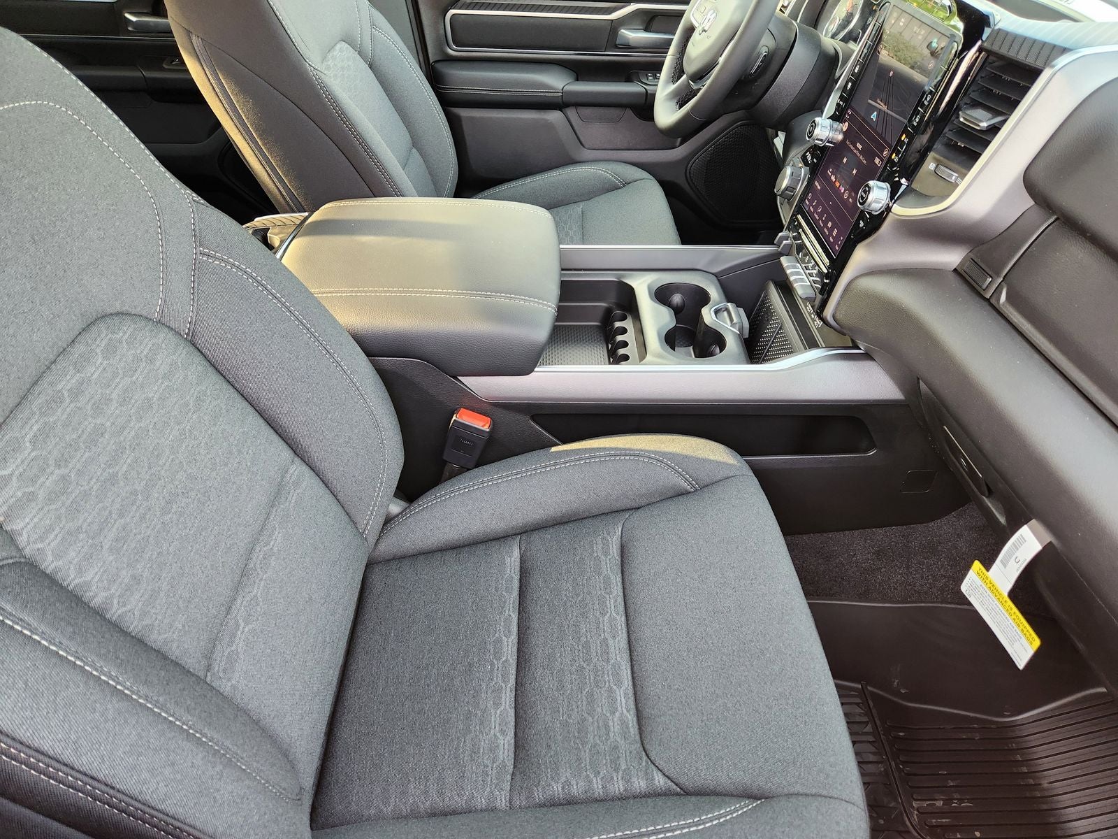 2026 RAM Ram 1500 RAM 1500 LONE STAR CREW CAB 4X4 5'7' BOX