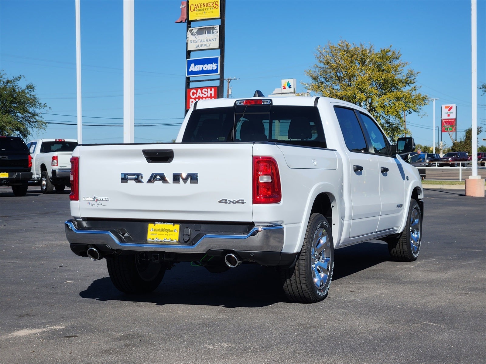 2026 RAM Ram 1500 RAM 1500 LONE STAR CREW CAB 4X4 5'7' BOX