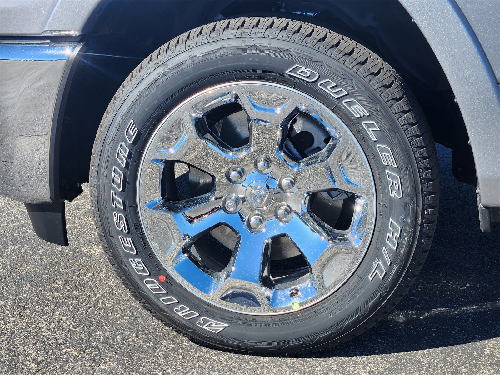 2026 RAM Ram 1500 RAM 1500 LONE STAR CREW CAB 4X4 5'7' BOX