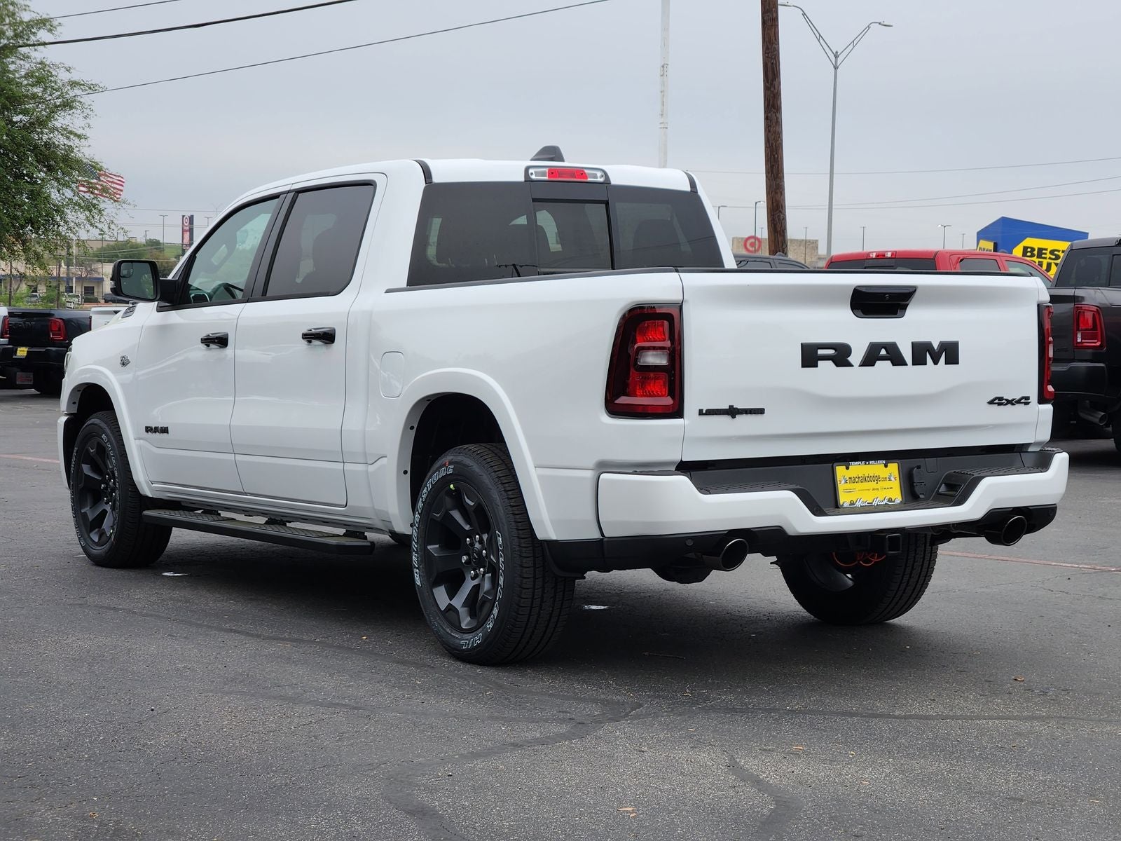 2026 RAM Ram 1500 RAM 1500 LONE STAR CREW CAB 4X4 5'7' BOX