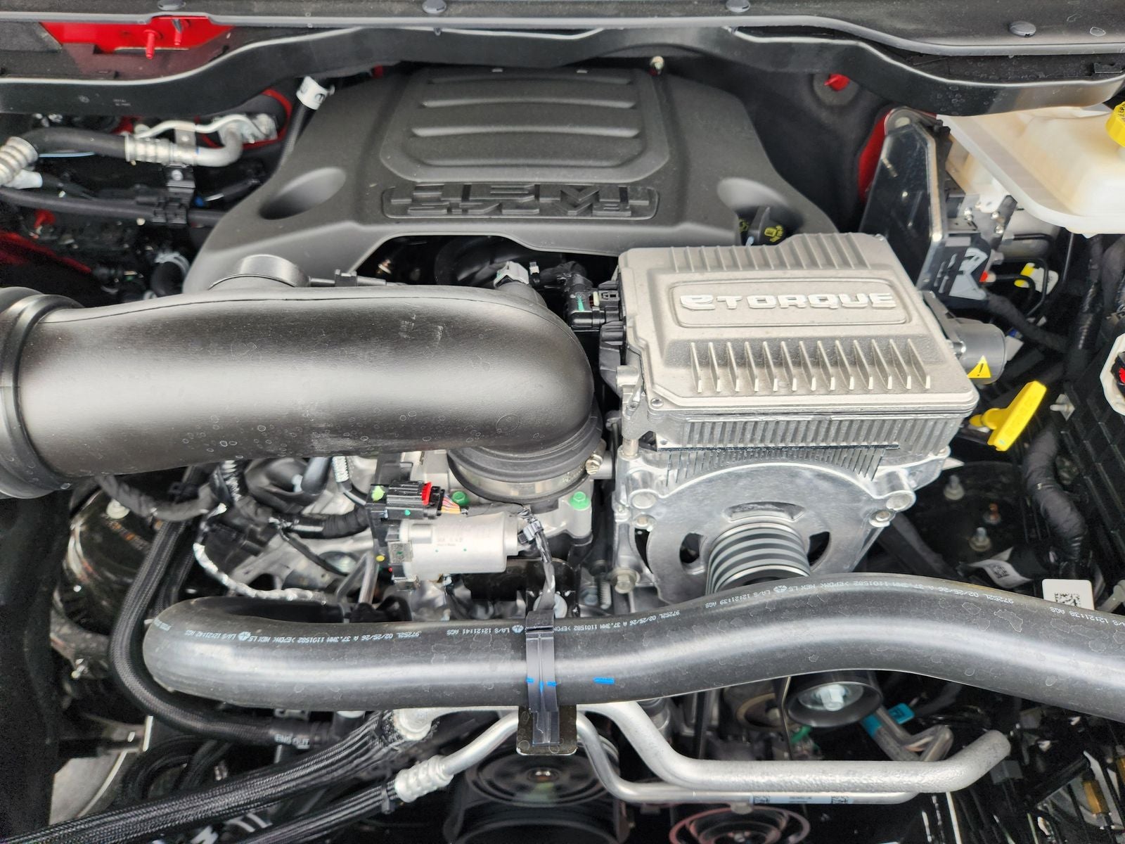 2026 RAM Ram 1500 RAM 1500 LONE STAR CREW CAB 4X4 5'7' BOX