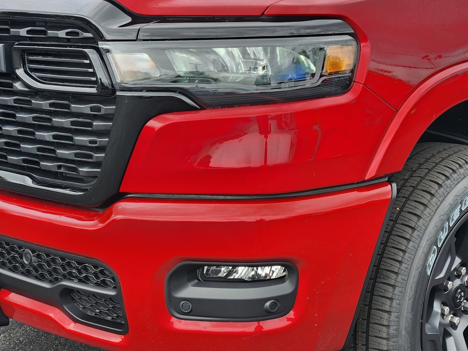 2026 RAM Ram 1500 RAM 1500 LONE STAR CREW CAB 4X4 5'7' BOX