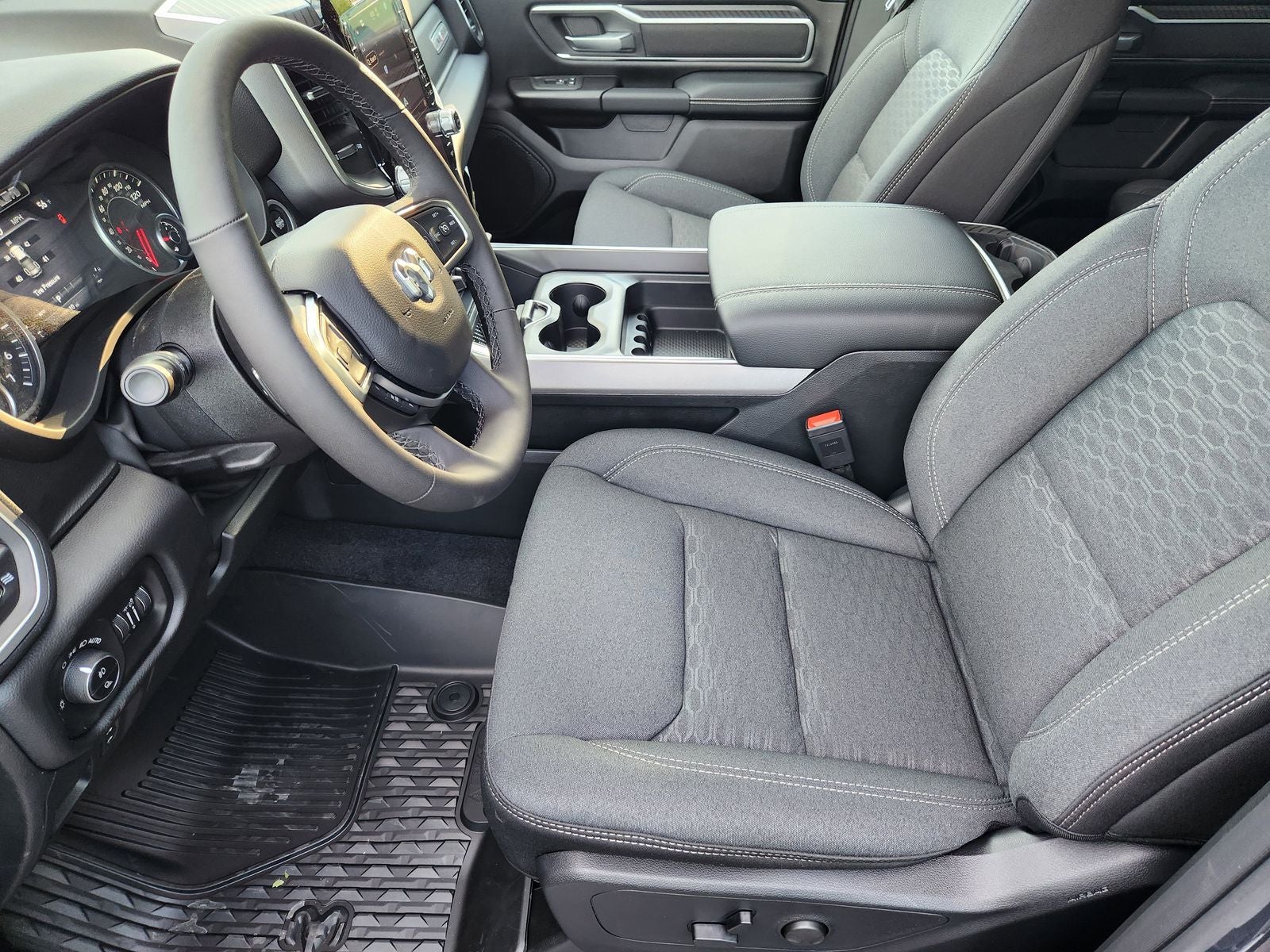 2026 RAM Ram 1500 RAM 1500 LONE STAR CREW CAB 4X4 5'7' BOX