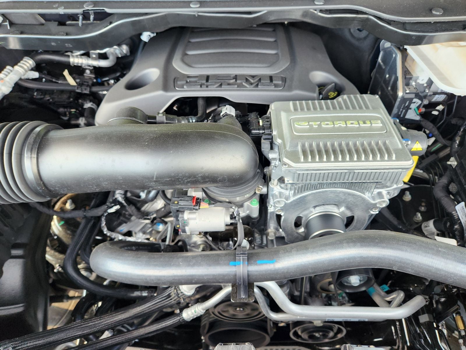 2026 RAM Ram 1500 RAM 1500 LONE STAR CREW CAB 4X4 5'7' BOX