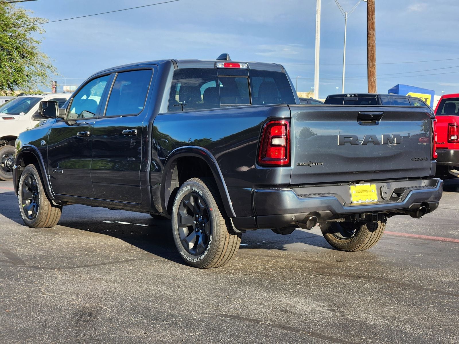 2026 RAM Ram 1500 RAM 1500 LONE STAR CREW CAB 4X4 5'7' BOX