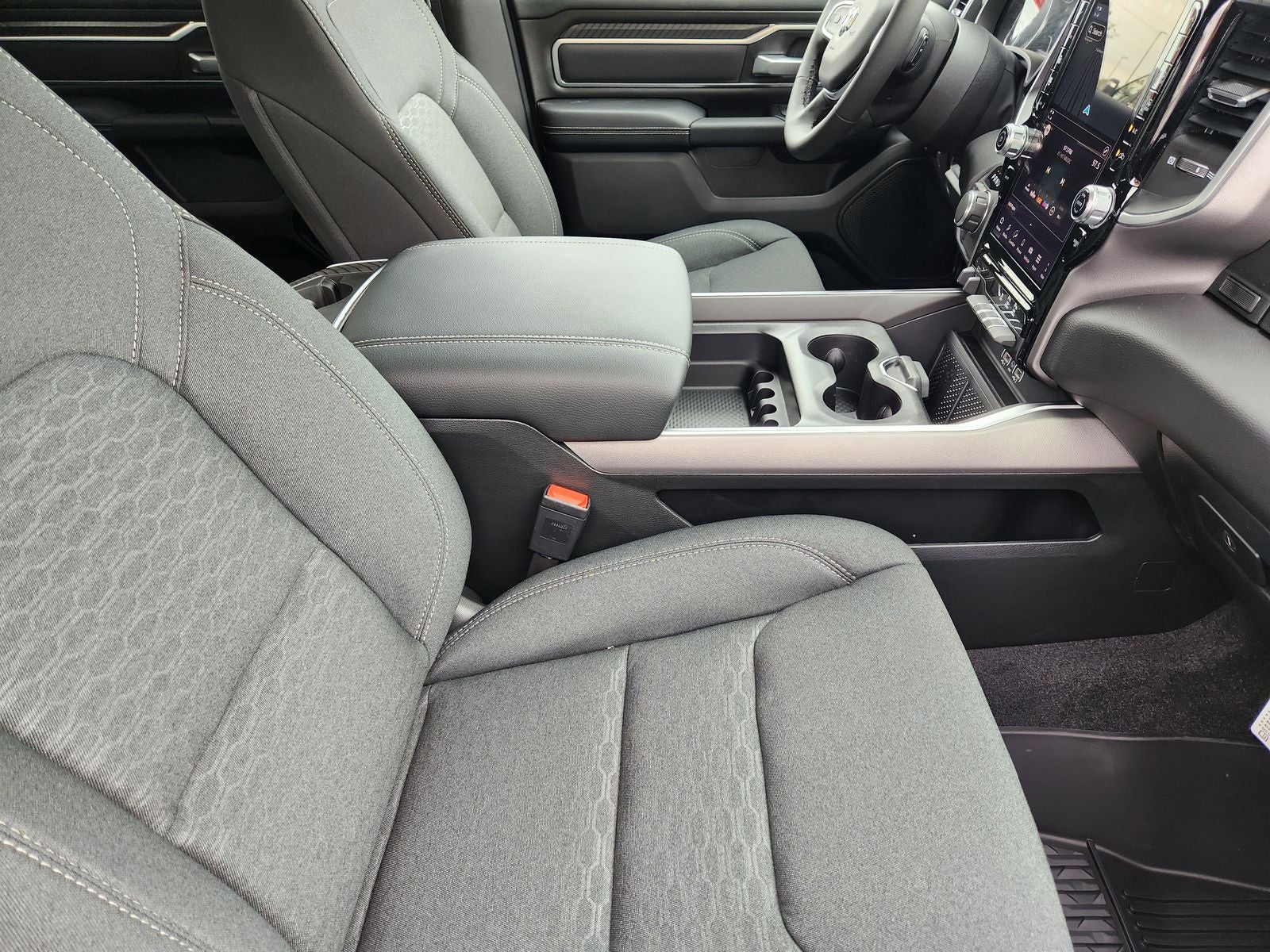 2026 RAM Ram 1500 RAM 1500 LONE STAR CREW CAB 4X4 5'7' BOX