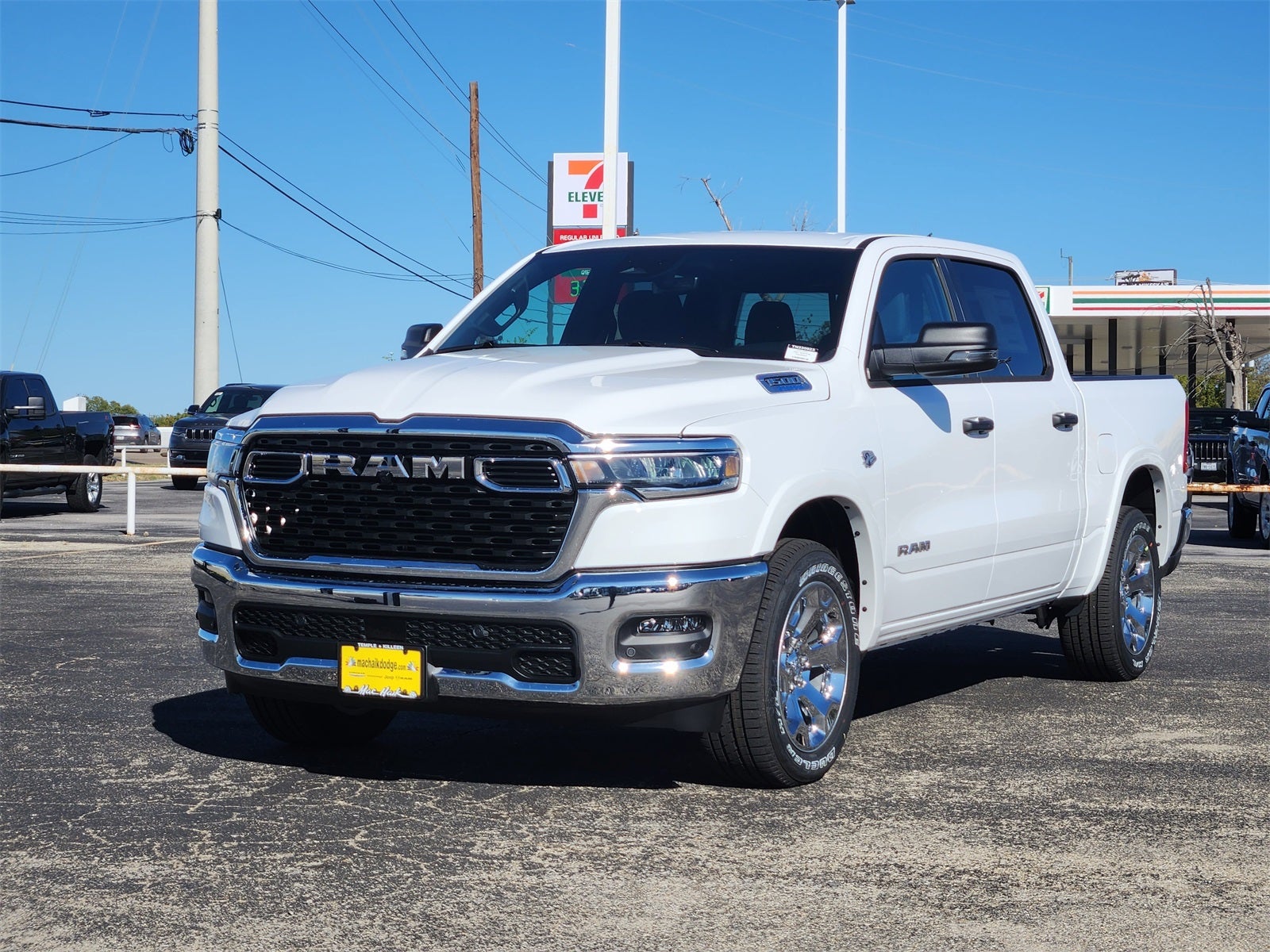 2026 RAM Ram 1500 RAM 1500 LONE STAR CREW CAB 4X4 5'7' BOX