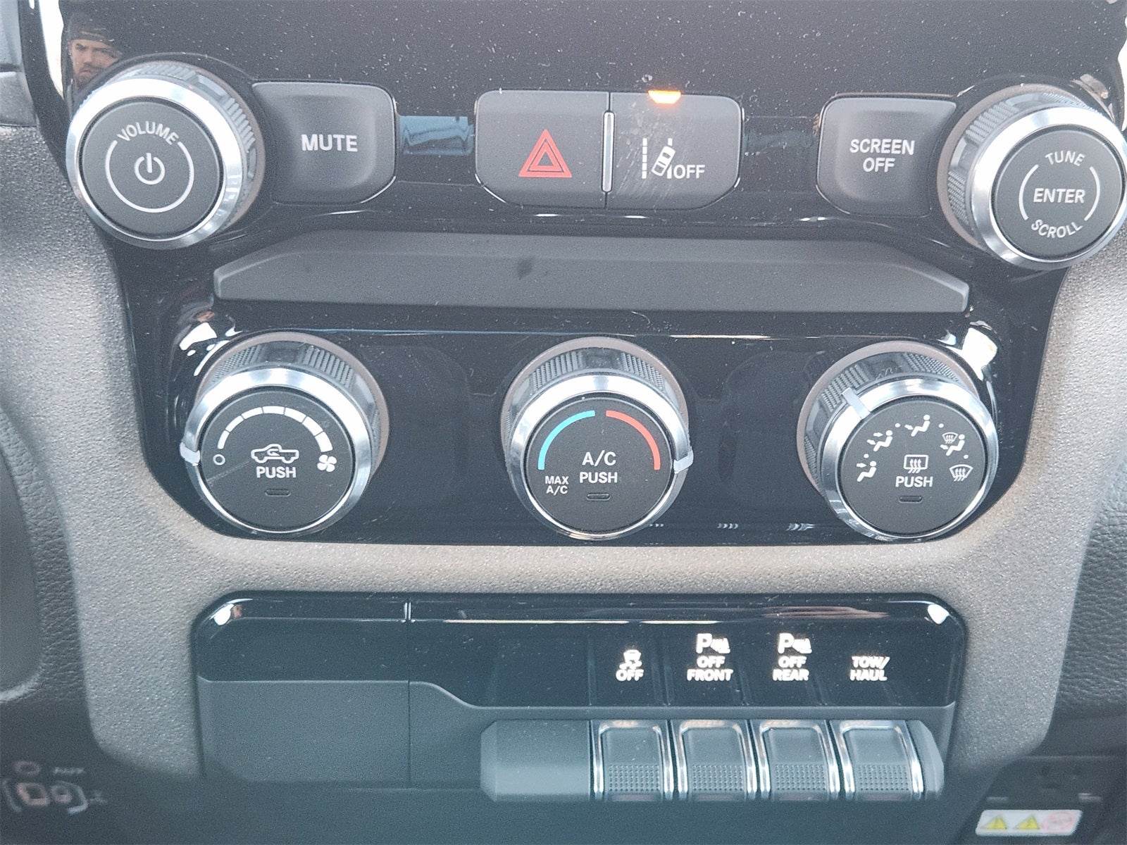 2026 RAM Ram 1500 RAM 1500 WARLOCK CREW CAB 4X4 5'7' BOX