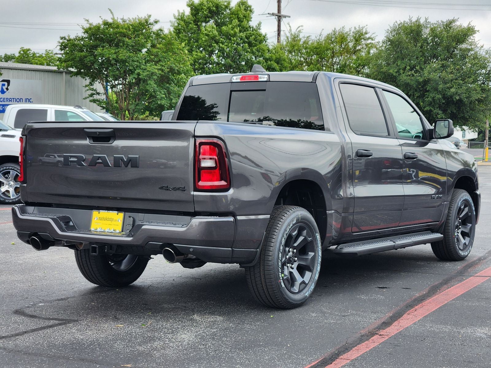 2026 RAM Ram 1500 RAM 1500 EXPRESS CREW CAB 4X4 5'7' BOX