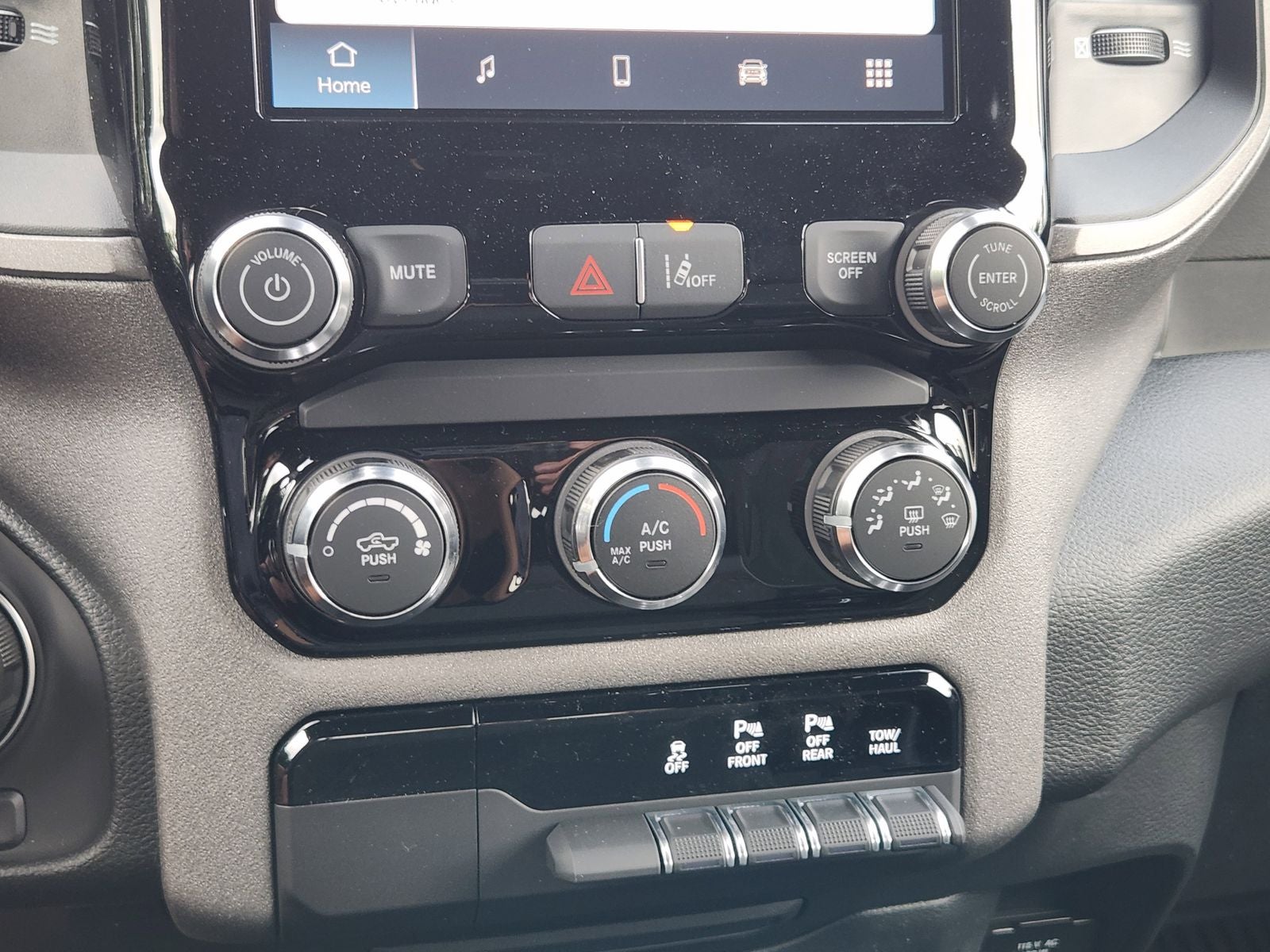 2026 RAM Ram 1500 RAM 1500 WARLOCK CREW CAB 4X4 5'7' BOX