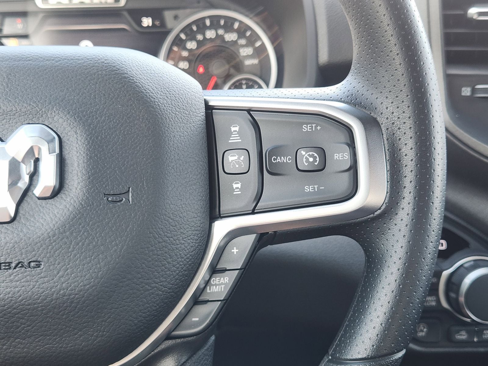 2026 RAM Ram 1500 RAM 1500 WARLOCK CREW CAB 4X4 5'7' BOX
