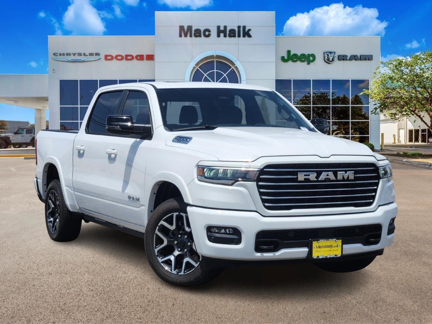 2025 RAM Ram 1500 RAM 1500 LARAMIE CREW CAB 4X4 5'7' BOX