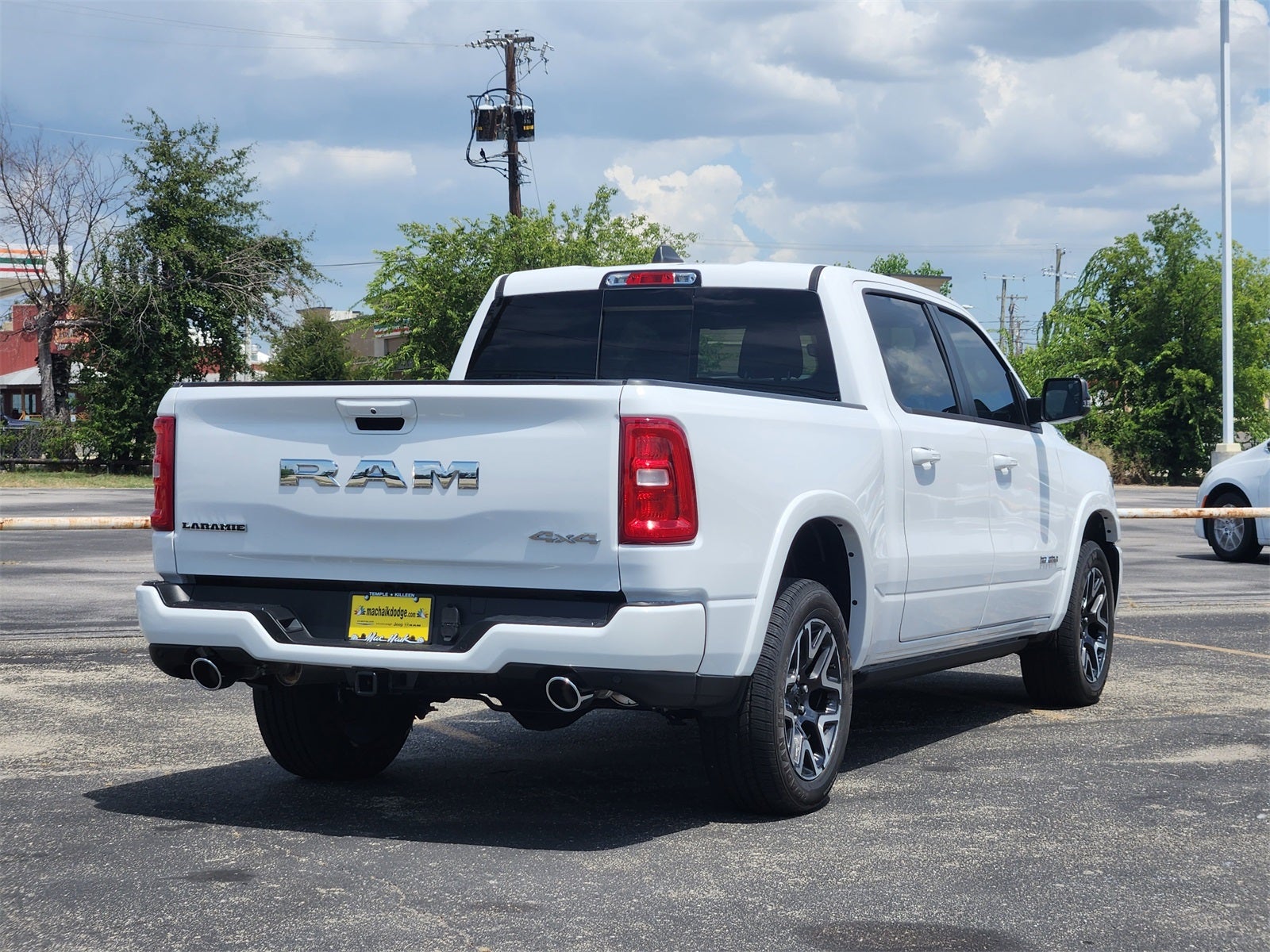 2025 RAM Ram 1500 RAM 1500 LARAMIE CREW CAB 4X4 5'7' BOX