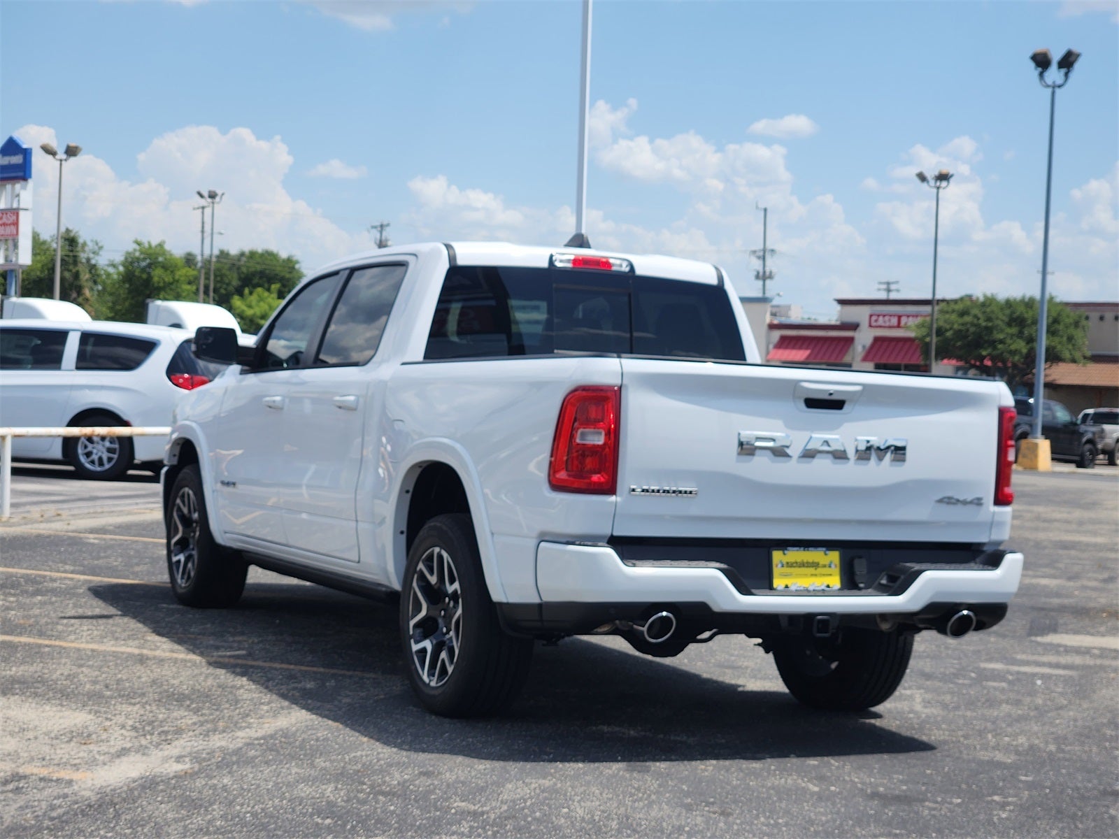 2025 RAM Ram 1500 RAM 1500 LARAMIE CREW CAB 4X4 5'7' BOX