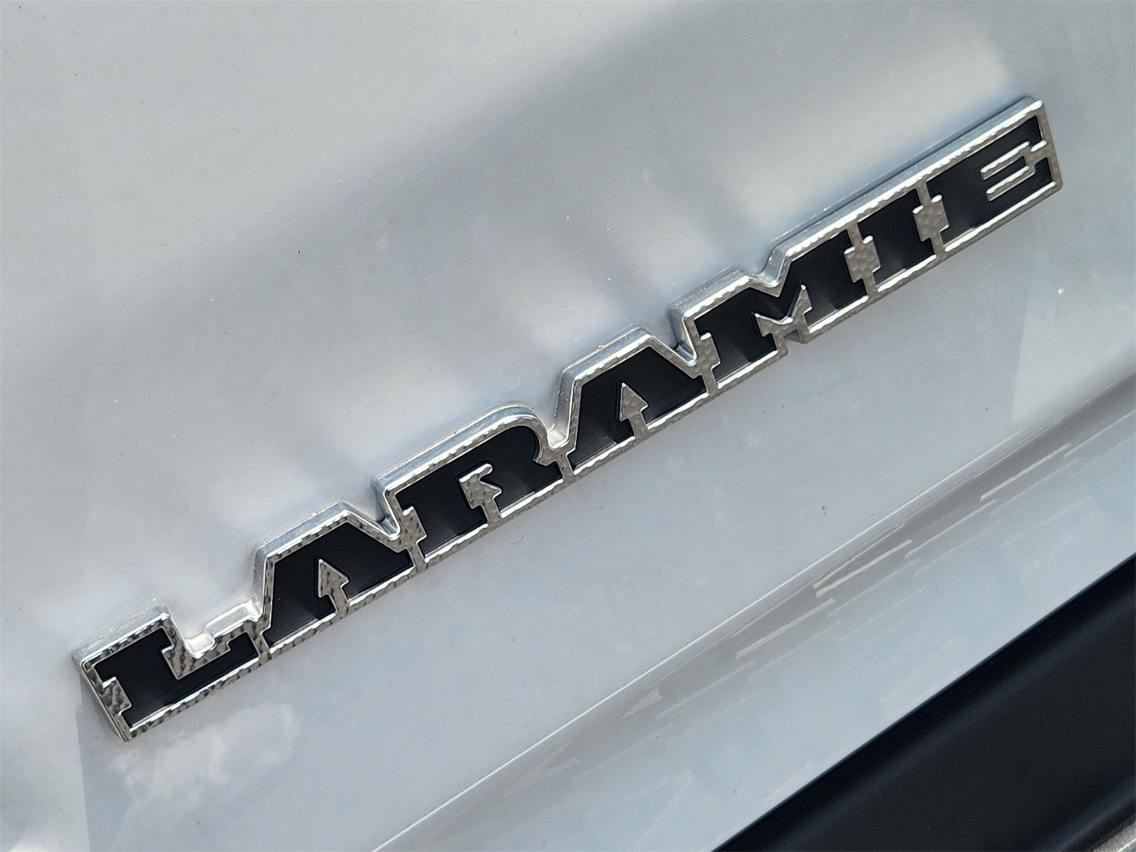 2025 RAM Ram 1500 RAM 1500 LARAMIE CREW CAB 4X4 5'7' BOX