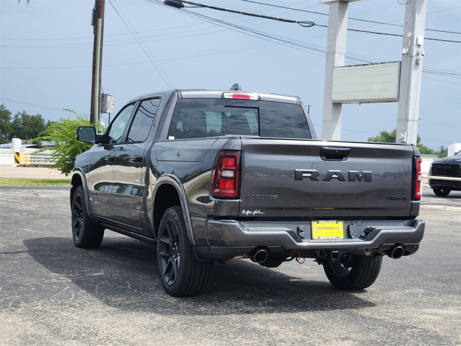 2026 RAM Ram 1500 RAM 1500 LARAMIE CREW CAB 4X4 5'7' BOX