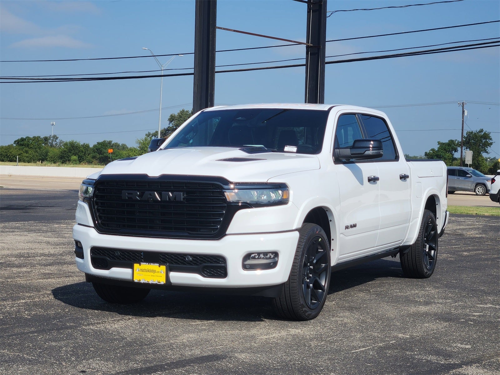 2026 RAM Ram 1500 RAM 1500 LARAMIE CREW CAB 4X4 5'7' BOX