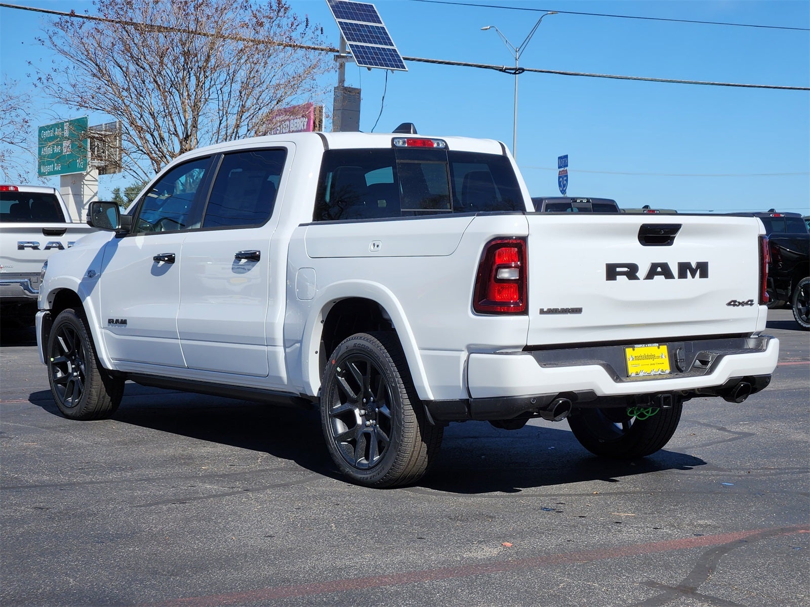2026 RAM Ram 1500 RAM 1500 LARAMIE CREW CAB 4X4 5'7' BOX