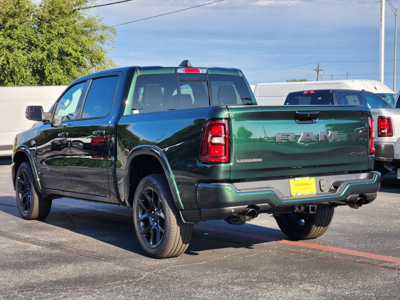 2026 RAM Ram 1500 RAM 1500 LARAMIE CREW CAB 4X4 5'7' BOX