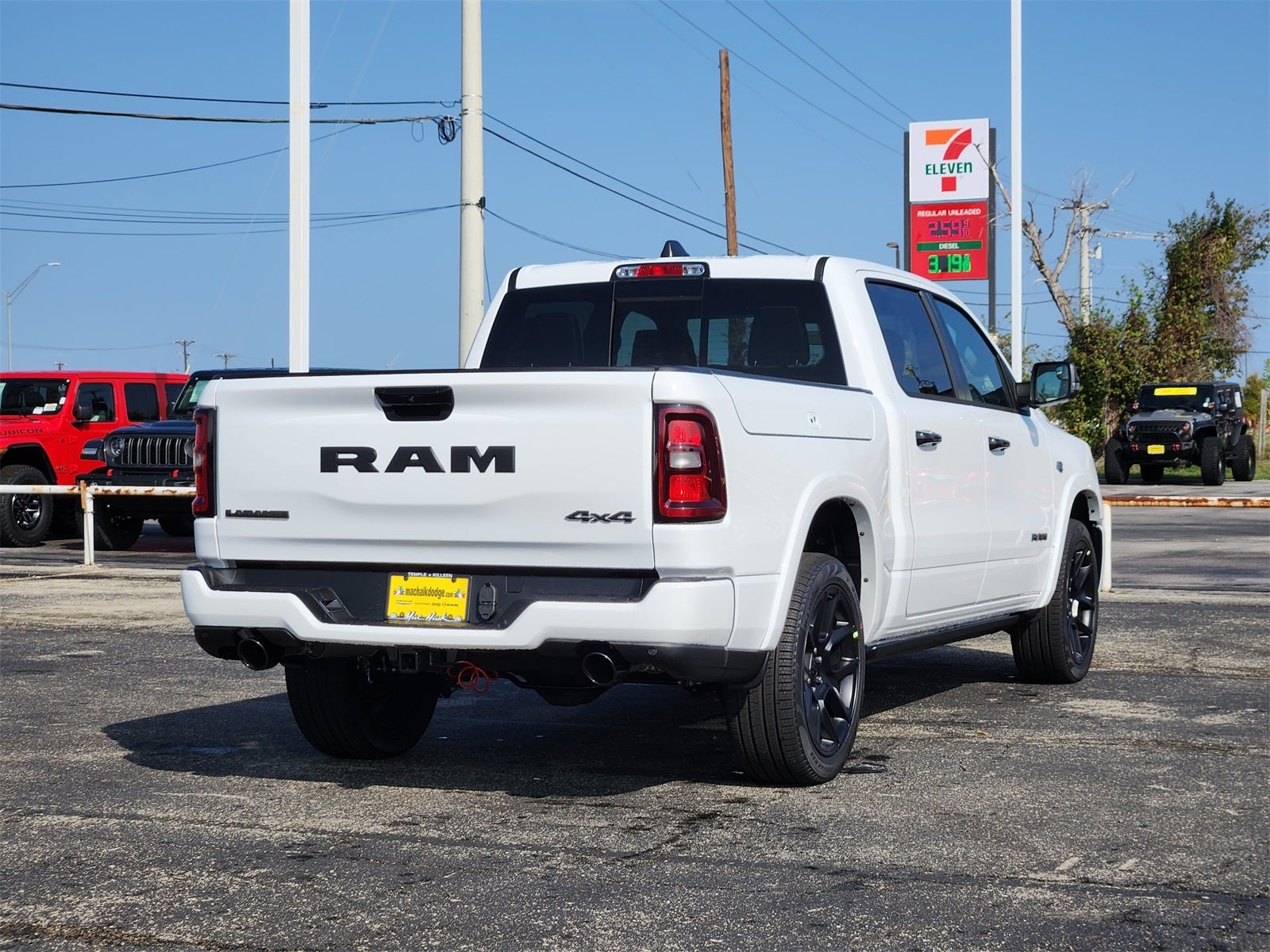 2026 RAM Ram 1500 RAM 1500 LARAMIE CREW CAB 4X4 5'7' BOX