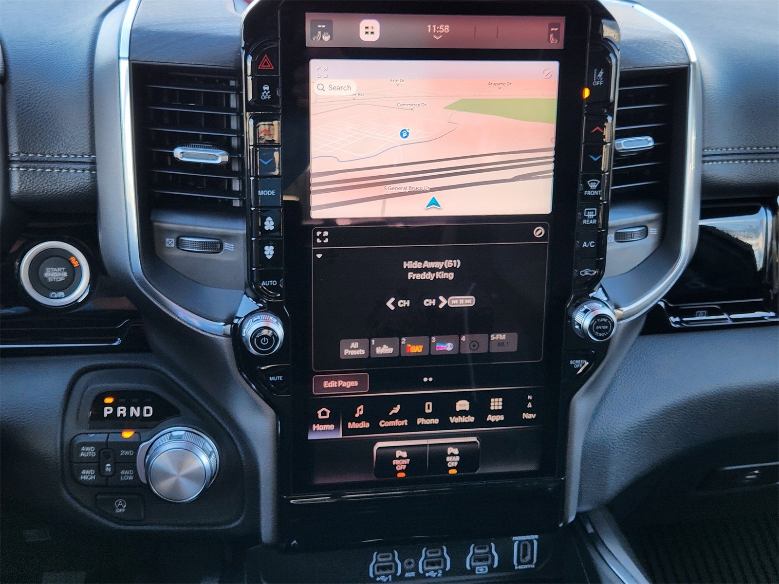 2026 RAM Ram 1500 RAM 1500 LARAMIE CREW CAB 4X4 5'7' BOX