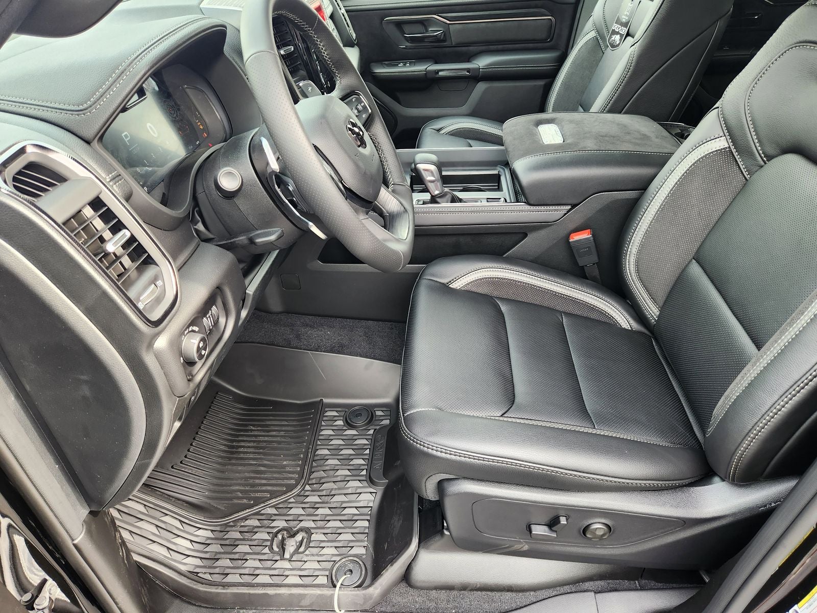 2026 RAM Ram 1500 RAM 1500 RHO CREW CAB 4X4 5'7' BOX