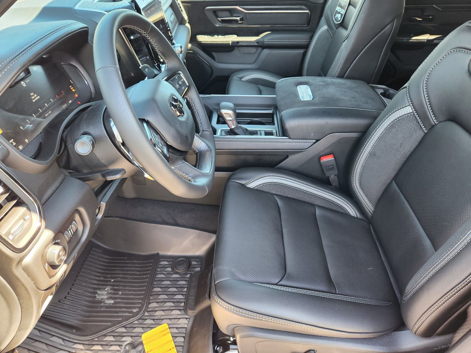 2026 RAM Ram 1500 RAM 1500 RHO CREW CAB 4X4 5'7' BOX