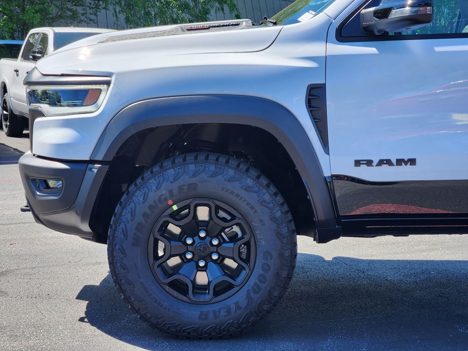 2026 RAM Ram 1500 RAM 1500 RHO CREW CAB 4X4 5'7' BOX