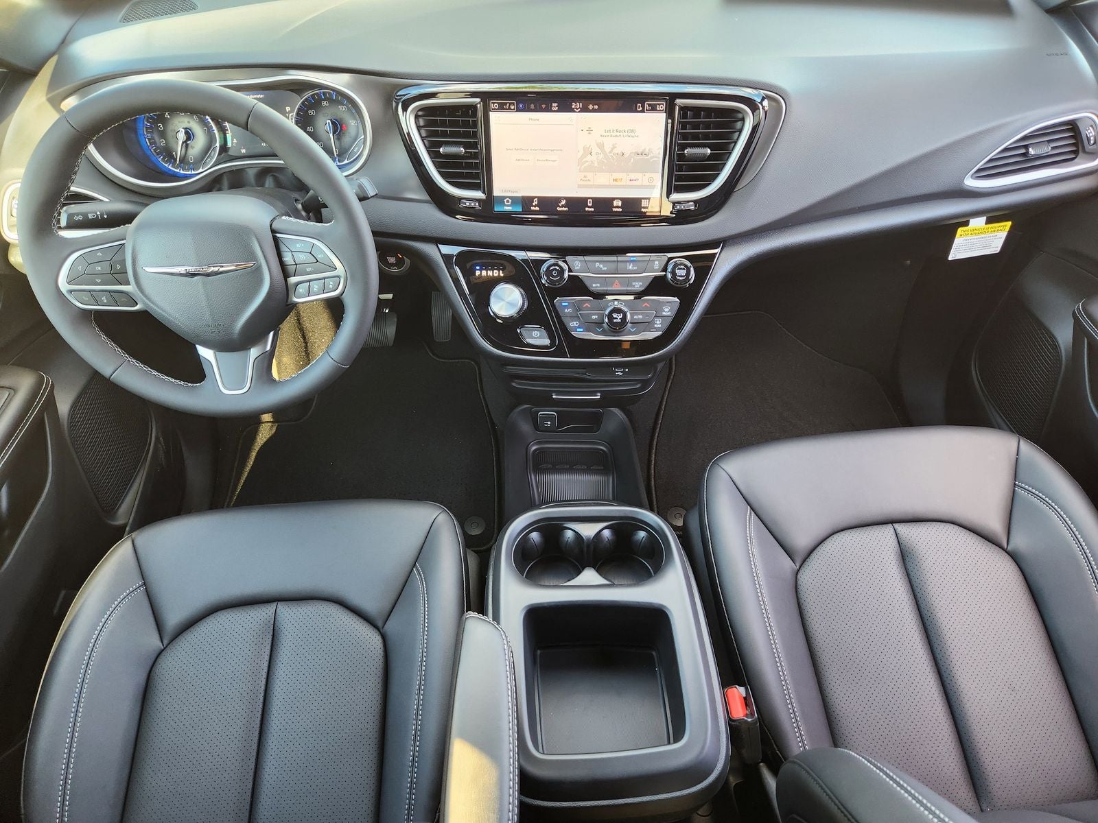 2026 Chrysler Voyager VOYAGER LX