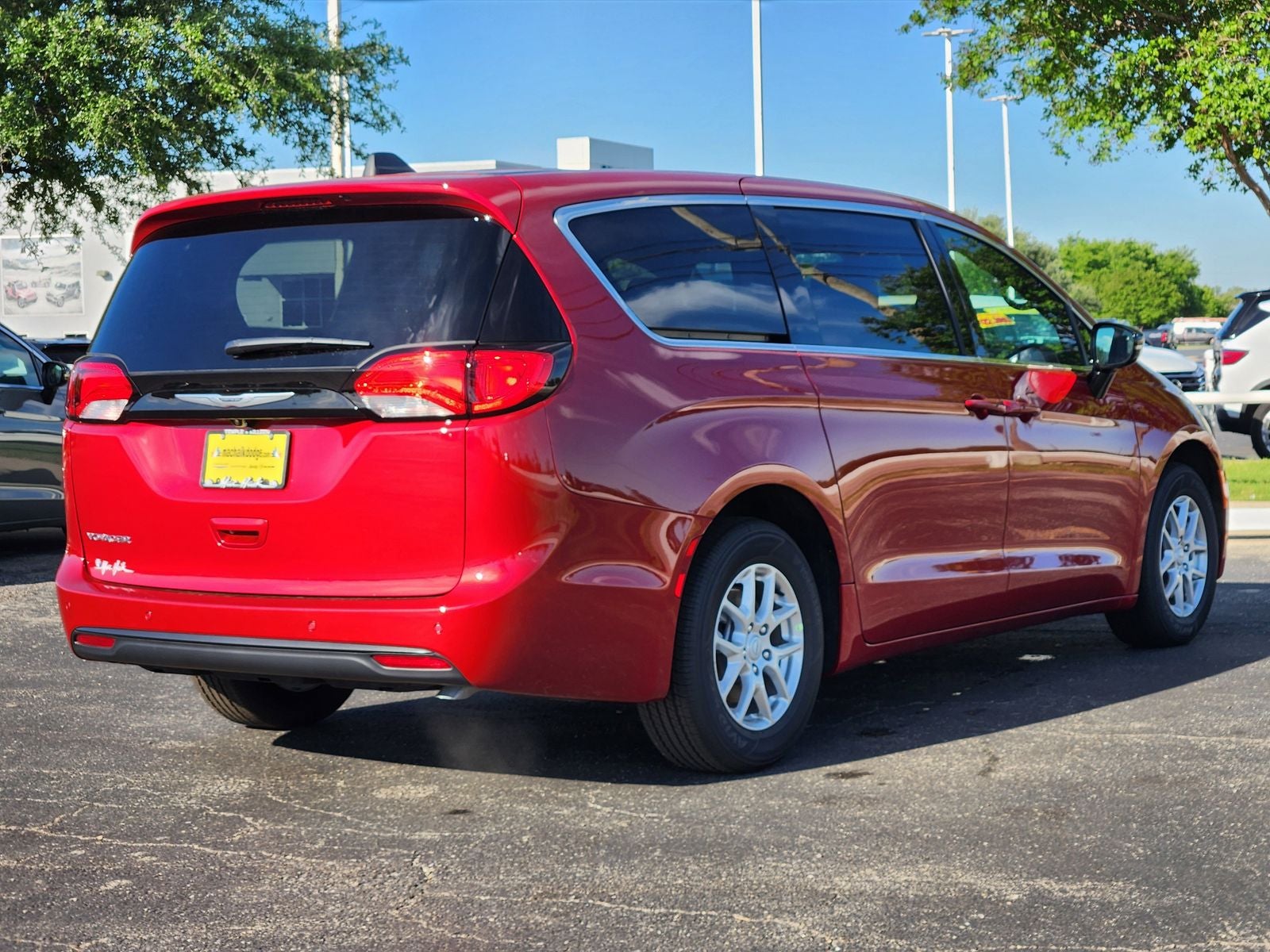 2026 Chrysler Voyager VOYAGER LX