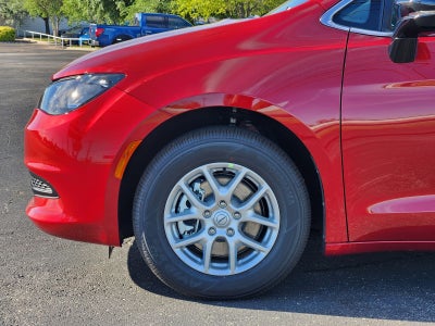 2026 Chrysler Voyager VOYAGER LX