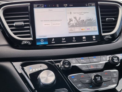 2026 Chrysler Voyager VOYAGER LX