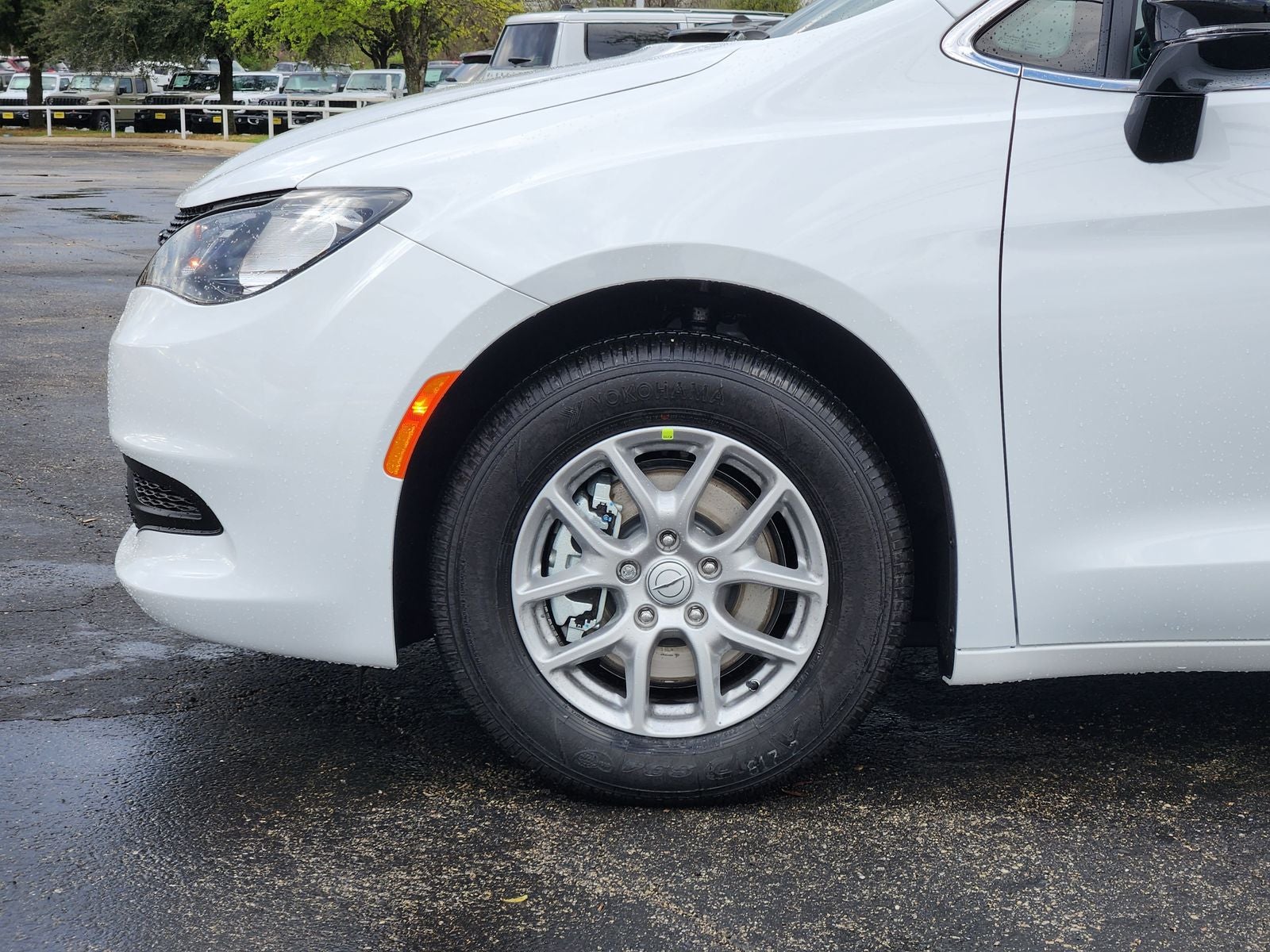 2026 Chrysler Voyager VOYAGER LX