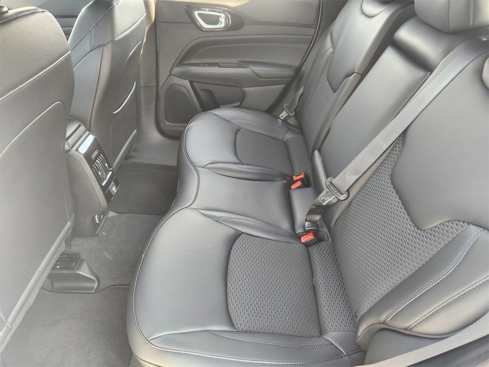 2026 Jeep Compass COMPASS LATITUDE 4X4