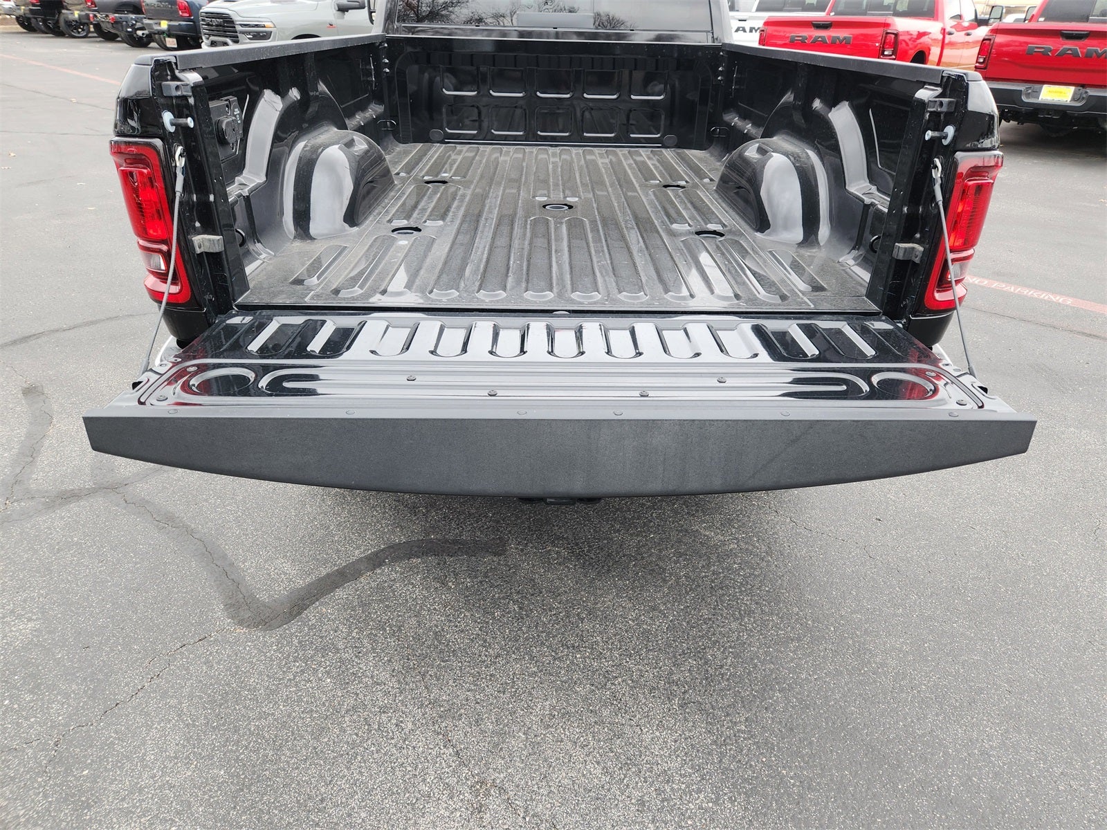 2026 RAM Ram 3500 RAM 3500 TRADESMAN CREW CAB 4X4 8' BOX