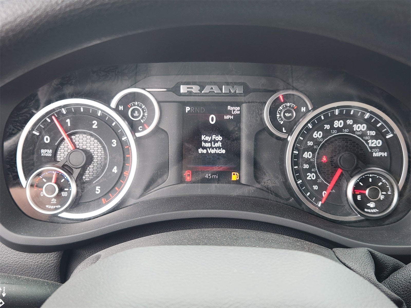 2025 RAM Ram 2500 RAM 2500 TRADESMAN CREW CAB 4X2 8' BOX