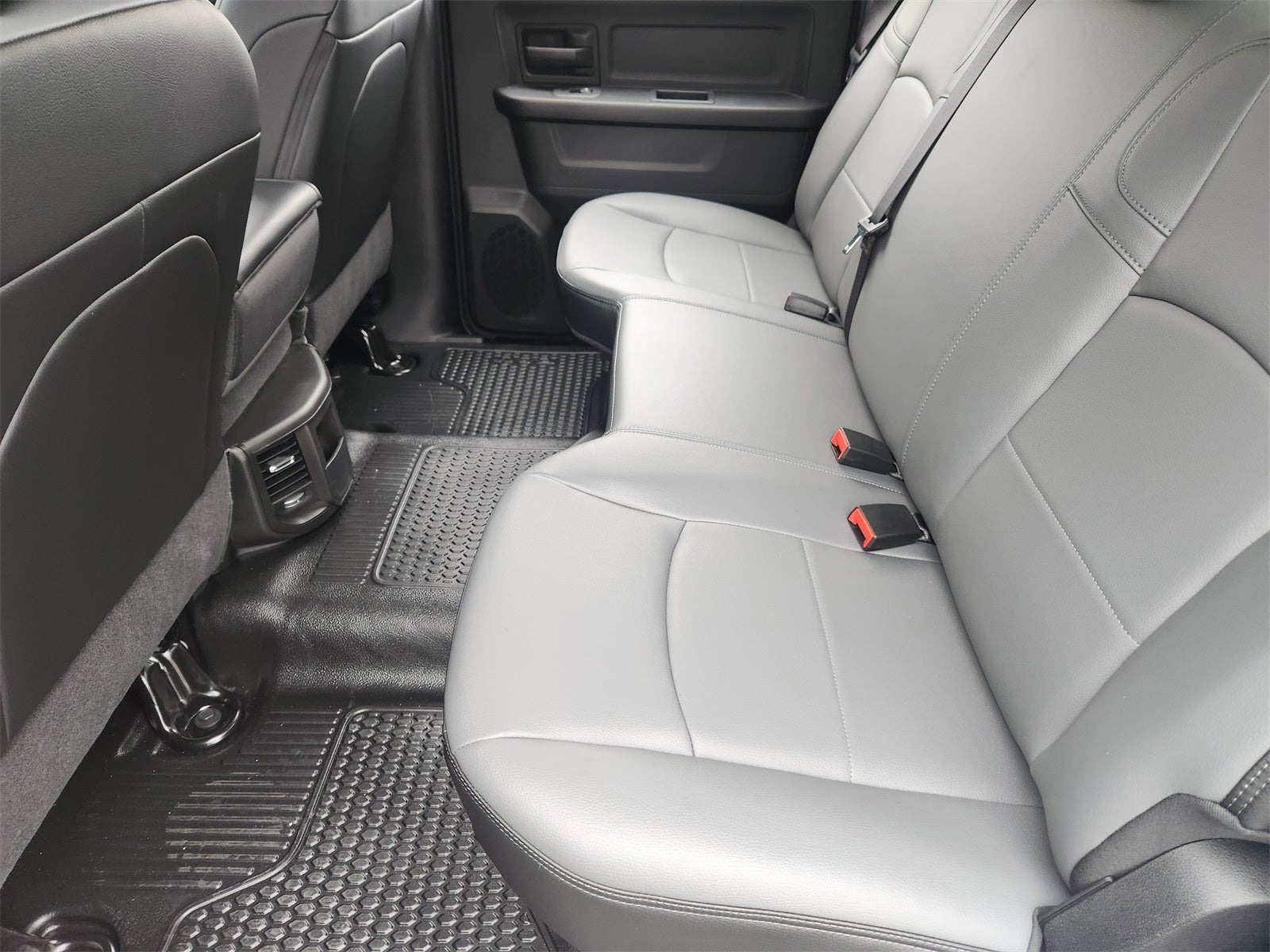 2025 RAM Ram 2500 RAM 2500 TRADESMAN CREW CAB 4X2 8' BOX