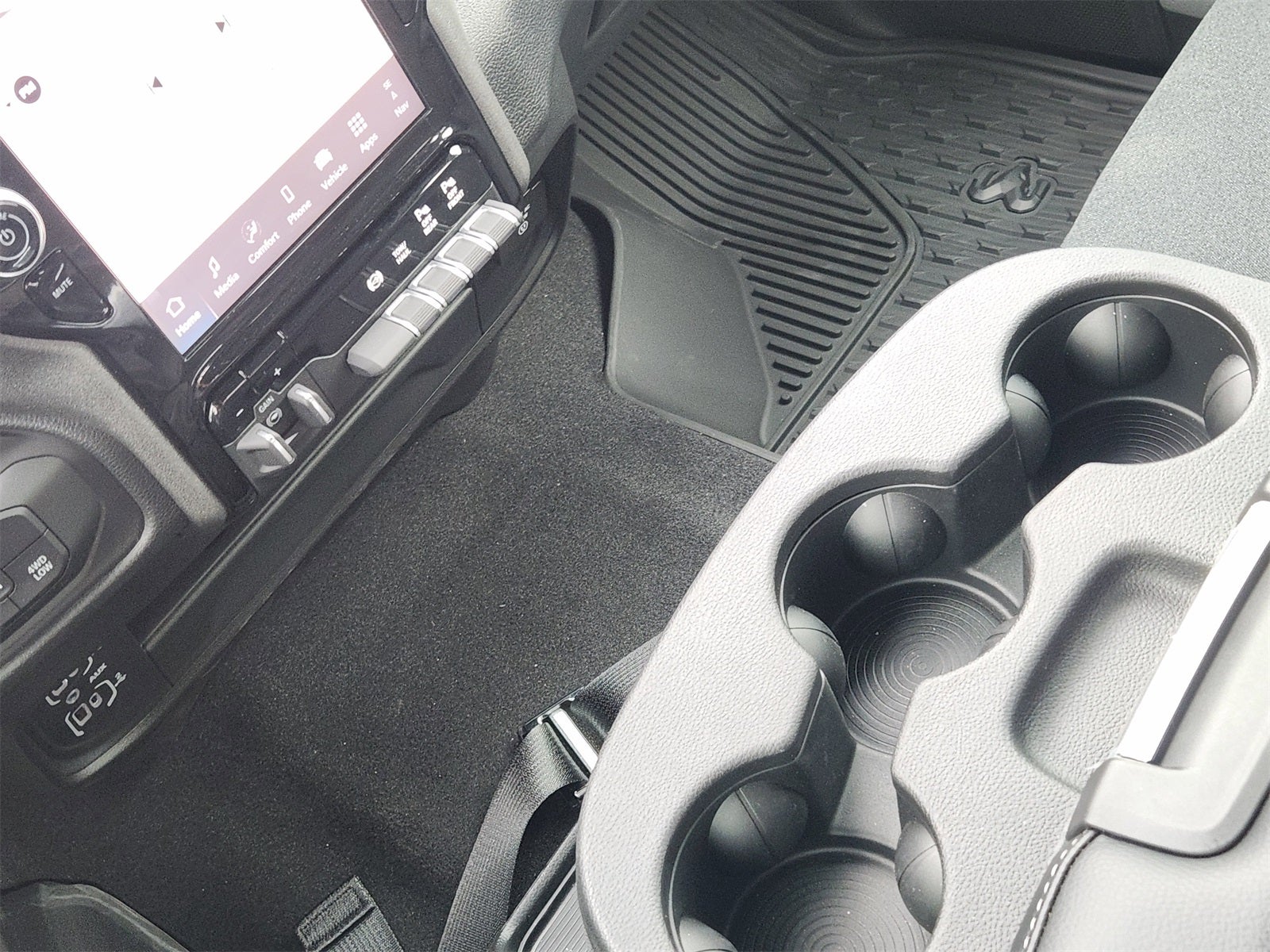 2026 RAM Ram 2500 RAM 2500 TRADESMAN CREW CAB 4X4 6'4' BOX