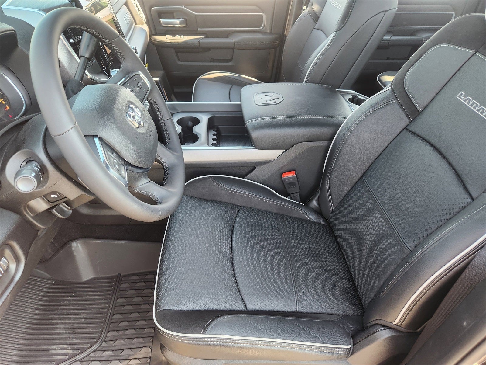 2026 RAM Ram 2500 RAM 2500 LARAMIE CREW CAB 4X4 6'4' BOX