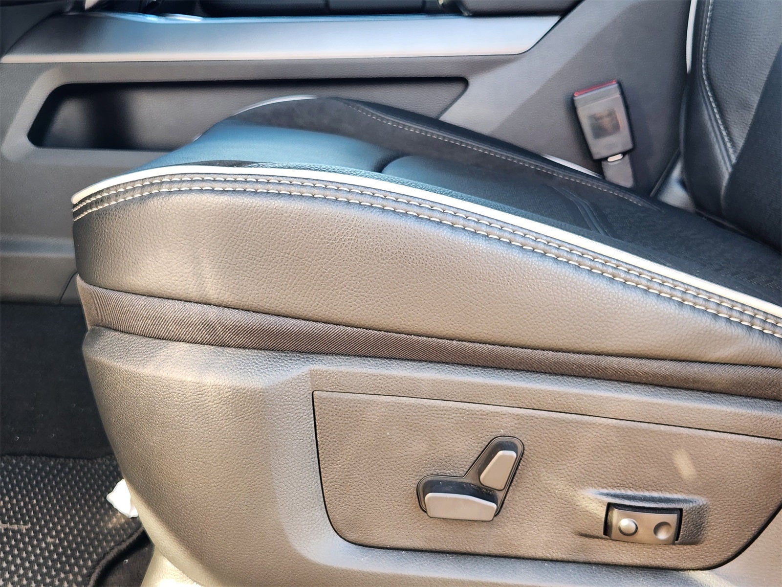 2026 RAM Ram 2500 RAM 2500 LARAMIE MEGA CAB 4X4 6'4' BOX