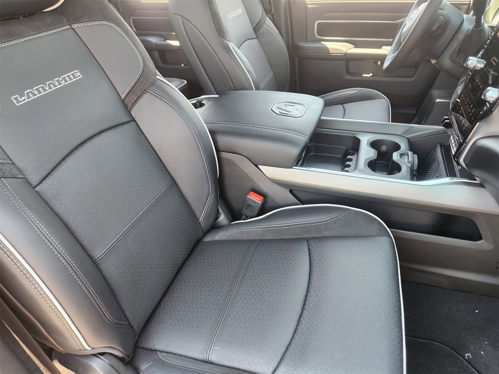 2026 RAM Ram 2500 RAM 2500 LARAMIE MEGA CAB 4X4 6'4' BOX