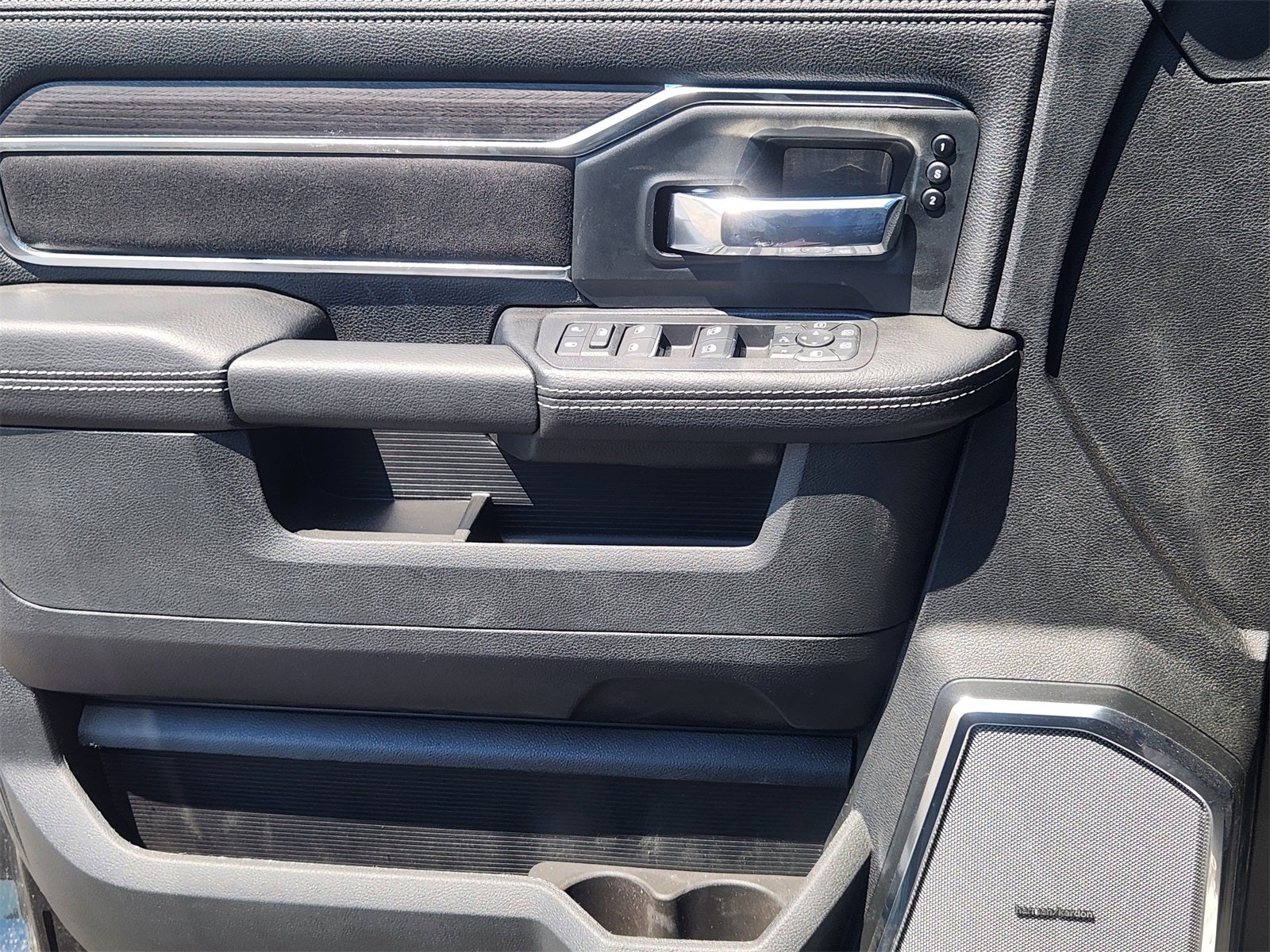 2026 RAM Ram 2500 RAM 2500 LARAMIE MEGA CAB 4X4 6'4' BOX