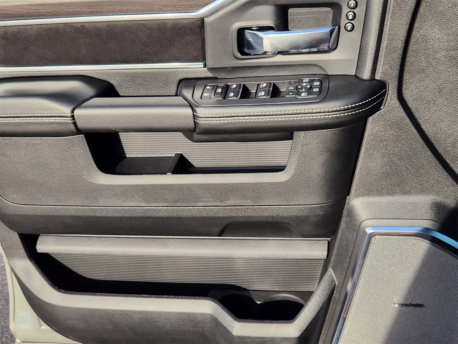 2026 RAM Ram 2500 RAM 2500 LARAMIE MEGA CAB 4X4 6'4' BOX