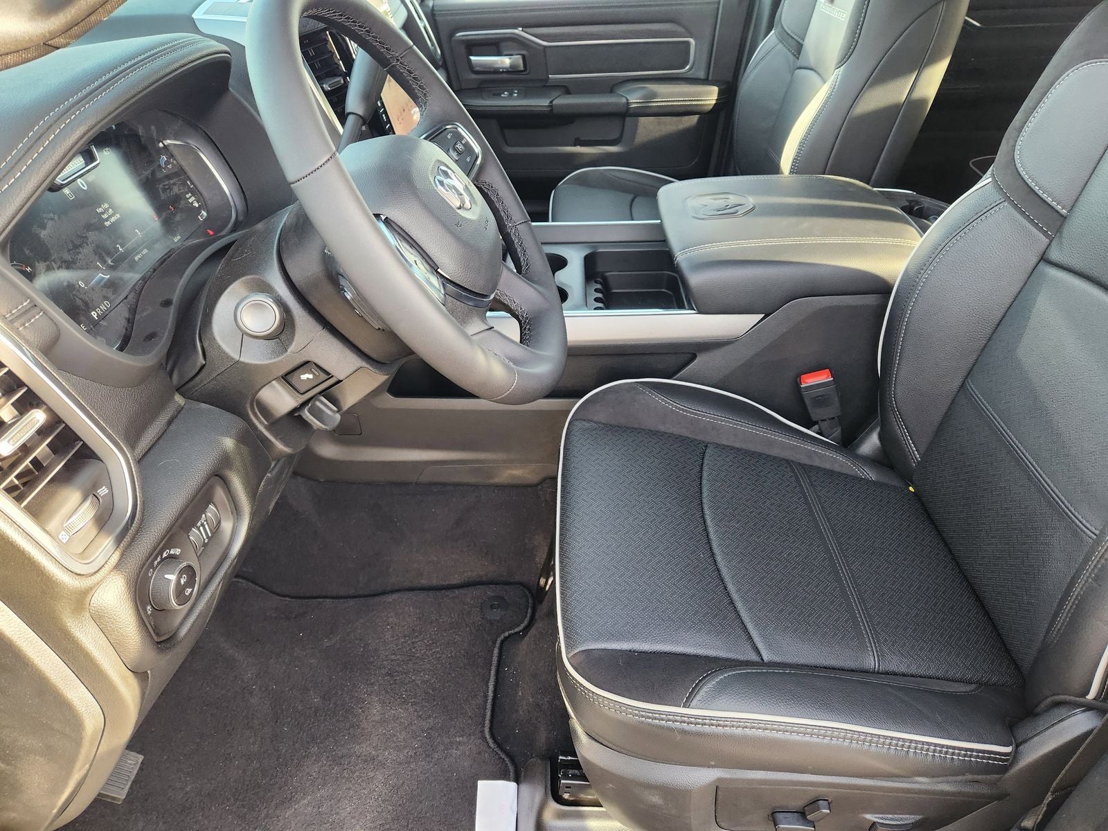 2026 RAM Ram 2500 RAM 2500 LARAMIE MEGA CAB 4X4 6'4' BOX