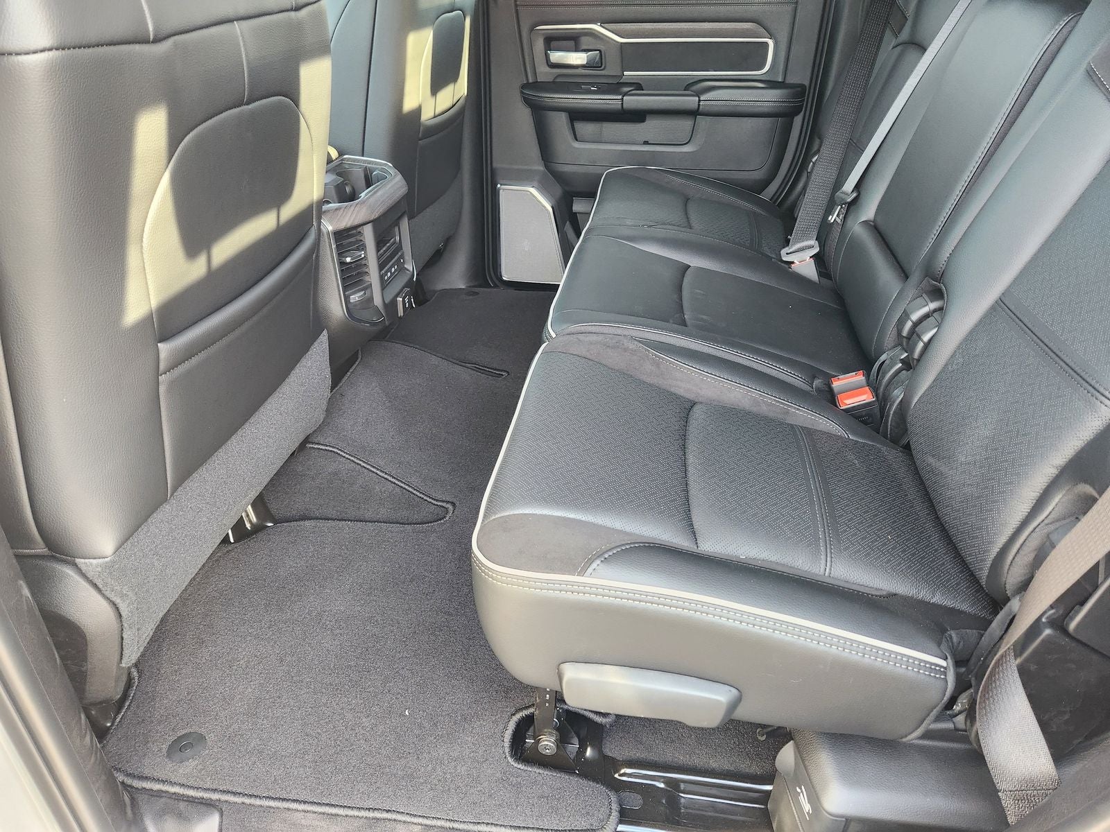 2026 RAM Ram 2500 RAM 2500 LARAMIE MEGA CAB 4X4 6'4' BOX